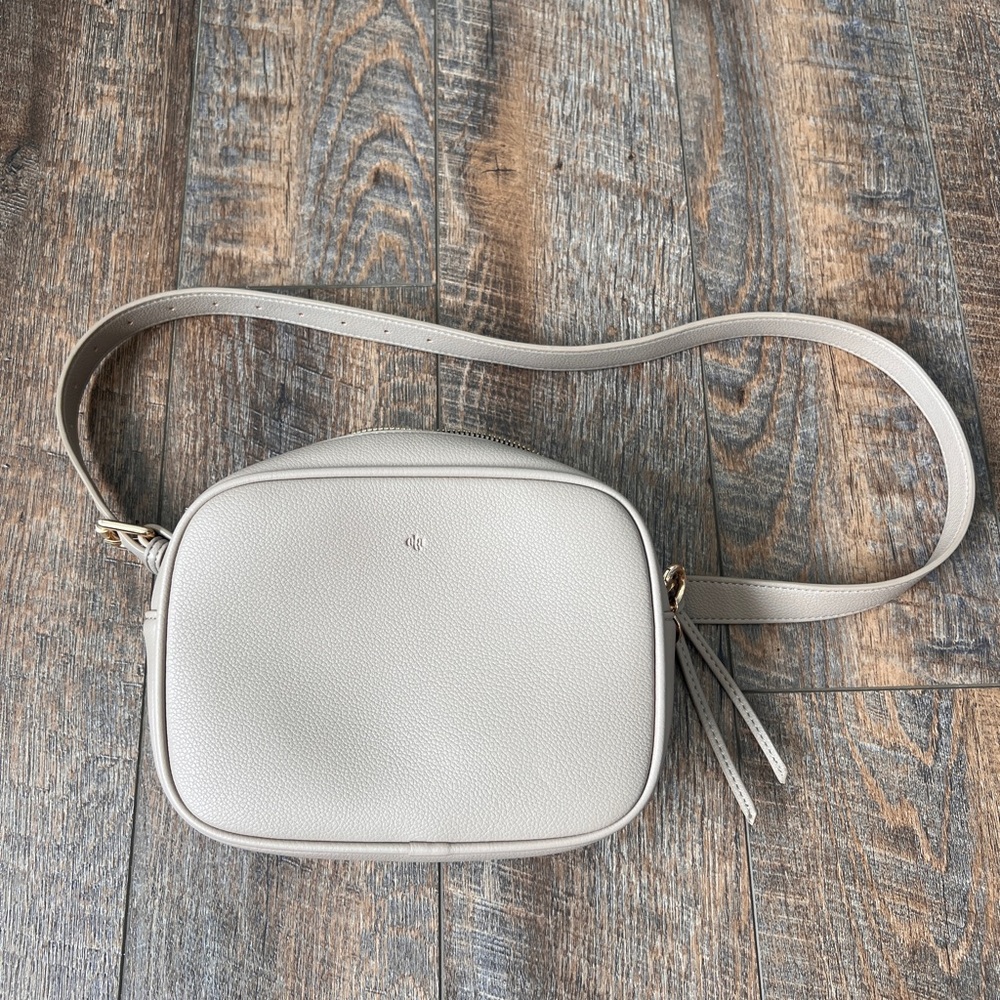Ela Crossbody Bag